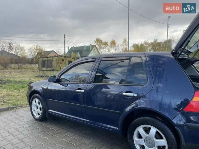 Синий Фольксваген Гольф, объемом двигателя 1.39 л и пробегом 246 тыс. км за 3700 $, фото 5 на Automoto.ua