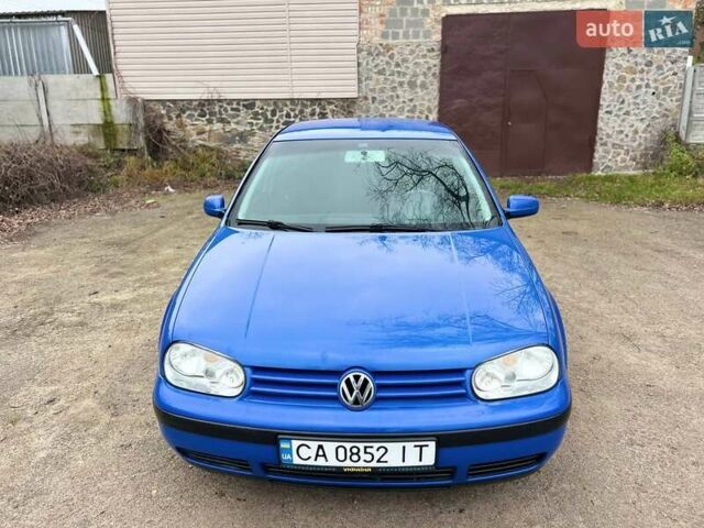 Синій Фольксваген Гольф, об'ємом двигуна 1.39 л та пробігом 299 тис. км за 3350 $, фото 9 на Automoto.ua