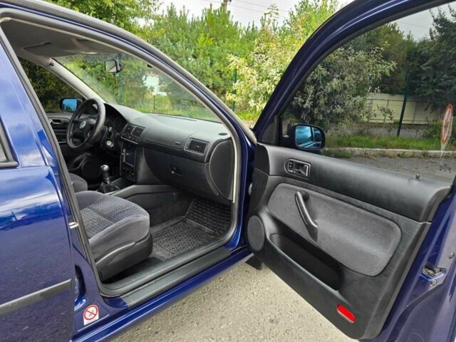 Фольксваген Гольф 1999 в Хмельницком на Automoto.ua Синий Фольксваген Гольф, объемом двигателя 1.6 л и пробегом 179 тыс. км за 3999 $, фото 18 на Automoto.ua