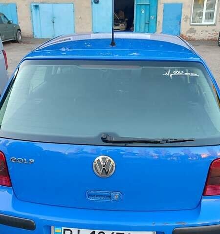 Синий Фольксваген Гольф, объемом двигателя 1.39 л и пробегом 245 тыс. км за 4000 $, фото 2 на Automoto.ua