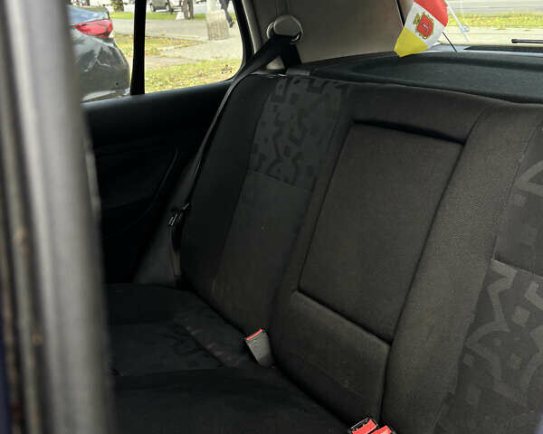 Синий Фольксваген Гольф, объемом двигателя 1.6 л и пробегом 300 тыс. км за 3800 $, фото 19 на Automoto.ua