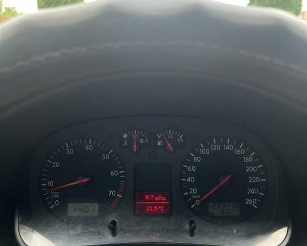 Синій Фольксваген Гольф, об'ємом двигуна 1.6 л та пробігом 235 тис. км за 4400 $, фото 10 на Automoto.ua