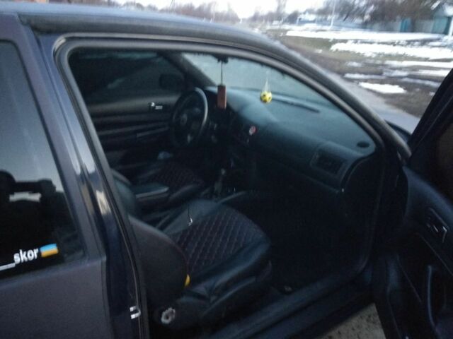 Синий Фольксваген Гольф, объемом двигателя 0 л и пробегом 345 тыс. км за 1800 $, фото 7 на Automoto.ua