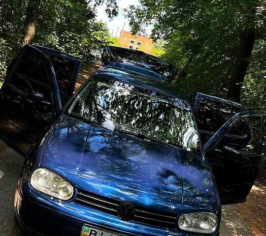 Синій Фольксваген Гольф, об'ємом двигуна 1.4 л та пробігом 311 тис. км за 2200 $, фото 1 на Automoto.ua
