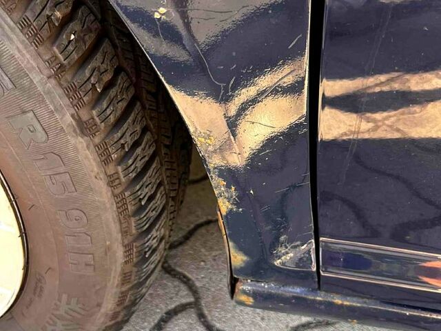 Синий Фольксваген Гольф, объемом двигателя 1.6 л и пробегом 283 тыс. км за 2850 $, фото 11 на Automoto.ua