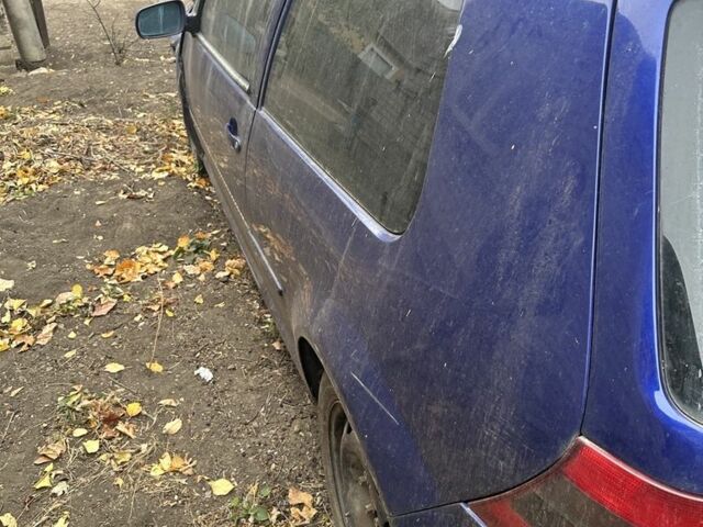 Синий Фольксваген Гольф, объемом двигателя 1.9 л и пробегом 280 тыс. км за 1371 $, фото 8 на Automoto.ua