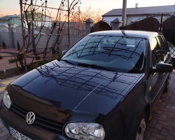 Синий Фольксваген Гольф, объемом двигателя 1.4 л и пробегом 236 тыс. км за 3100 $, фото 2 на Automoto.ua