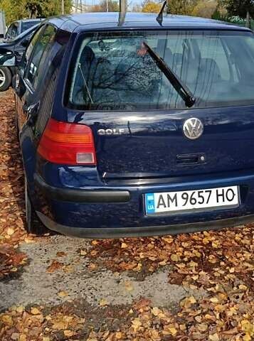 Синий Фольксваген Гольф, объемом двигателя 1.4 л и пробегом 310 тыс. км за 3500 $, фото 3 на Automoto.ua