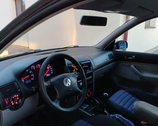 Синий Фольксваген Гольф, объемом двигателя 1.4 л и пробегом 236 тыс. км за 3100 $, фото 7 на Automoto.ua