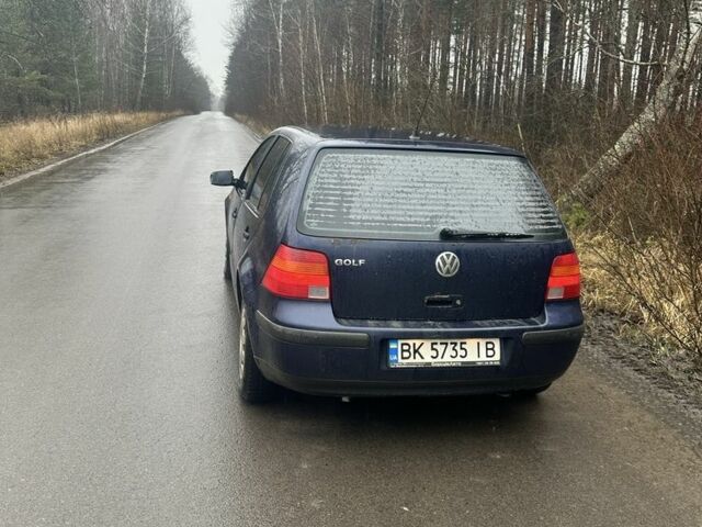 Синій Фольксваген Гольф, об'ємом двигуна 1.4 л та пробігом 220 тис. км за 2300 $, фото 1 на Automoto.ua