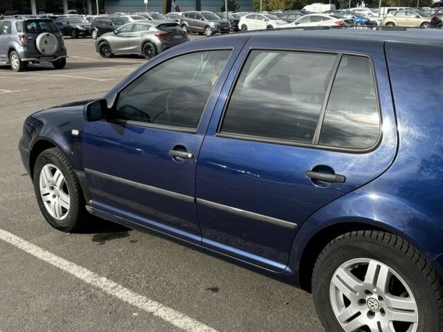 Синий Фольксваген Гольф, объемом двигателя 1.6 л и пробегом 22 тыс. км за 3800 $, фото 22 на Automoto.ua