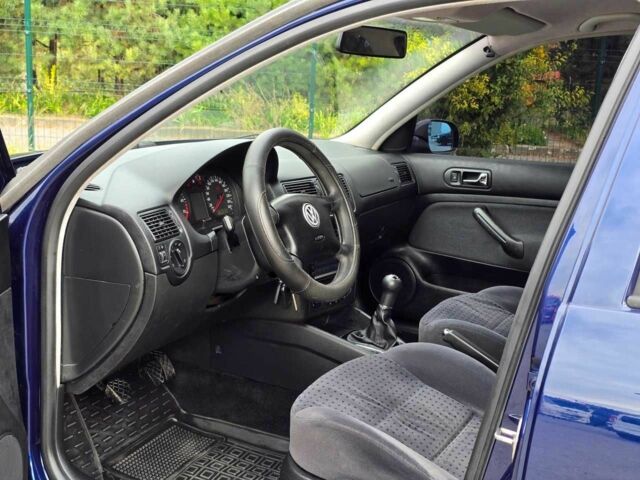 Фольксваген Гольф 1999 в Хмельницком на Automoto.ua Синий Фольксваген Гольф, объемом двигателя 1.6 л и пробегом 179 тыс. км за 3999 $, фото 12 на Automoto.ua