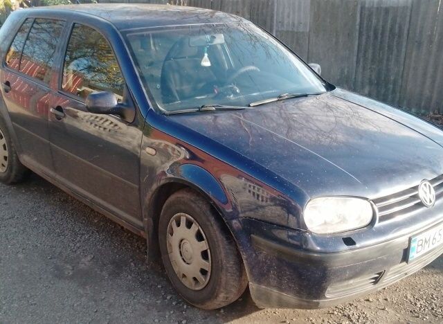 Синий Фольксваген Гольф, объемом двигателя 1.4 л и пробегом 263 тыс. км за 2999 $, фото 1 на Automoto.ua