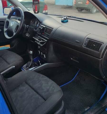 Синий Фольксваген Гольф, объемом двигателя 1.39 л и пробегом 245 тыс. км за 4000 $, фото 17 на Automoto.ua