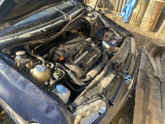 Синій Фольксваген Гольф, об'ємом двигуна 1.4 л та пробігом 250 тис. км за 699 $, фото 7 на Automoto.ua