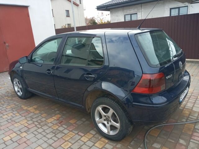 Синий Фольксваген Гольф, объемом двигателя 1.9 л и пробегом 250 тыс. км за 3750 $, фото 1 на Automoto.ua