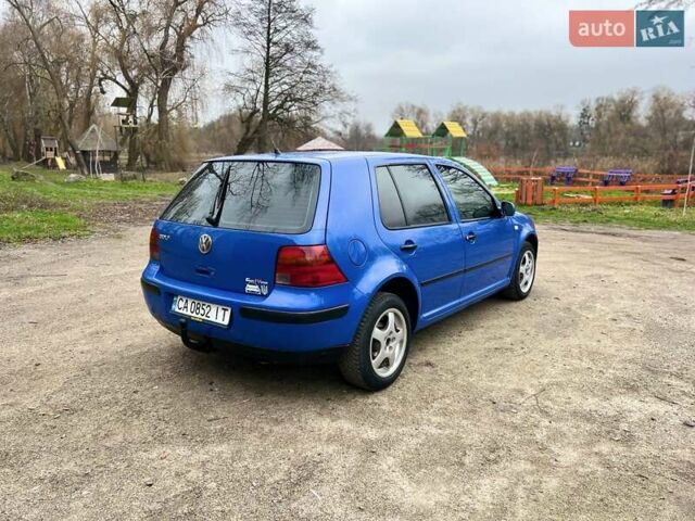 Синій Фольксваген Гольф, об'ємом двигуна 1.39 л та пробігом 299 тис. км за 3350 $, фото 4 на Automoto.ua