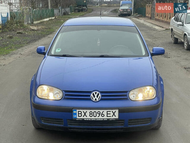 Синій Фольксваген Гольф, об'ємом двигуна 1.39 л та пробігом 240 тис. км за 3555 $, фото 2 на Automoto.ua