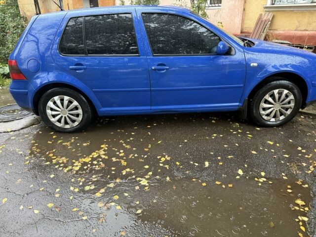 Синий Фольксваген Гольф, объемом двигателя 1.4 л и пробегом 271 тыс. км за 3600 $, фото 1 на Automoto.ua