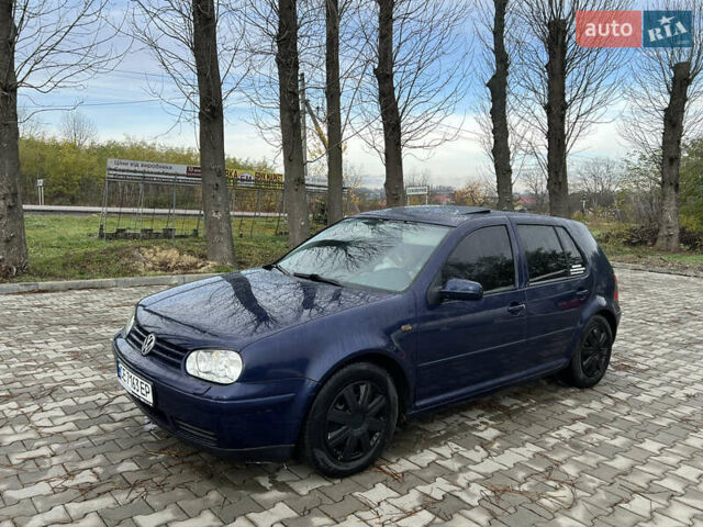 Синий Фольксваген Гольф, объемом двигателя 1.6 л и пробегом 246 тыс. км за 3950 $, фото 13 на Automoto.ua