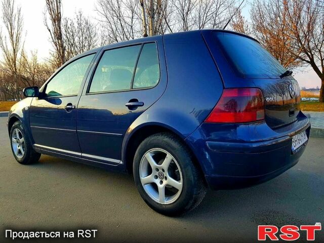 Синий Фольксваген Гольф, объемом двигателя 1.9 л и пробегом 211 тыс. км за 3600 $, фото 8 на Automoto.ua