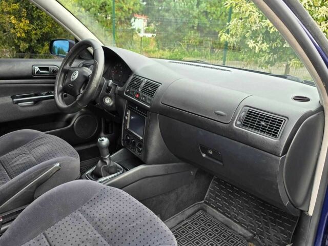 Фольксваген Гольф 1999 в Хмельницком на Automoto.ua Синий Фольксваген Гольф, объемом двигателя 1.6 л и пробегом 179 тыс. км за 3999 $, фото 20 на Automoto.ua