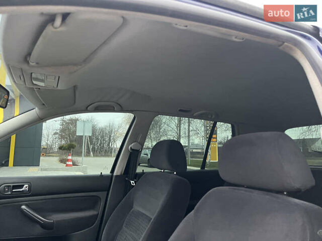 Синий Фольксваген Гольф, объемом двигателя 1.9 л и пробегом 231 тыс. км за 4550 $, фото 23 на Automoto.ua