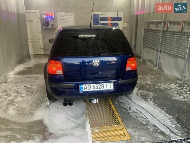 Синий Фольксваген Гольф, объемом двигателя 1.6 л и пробегом 250 тыс. км за 4300 $, фото 4 на Automoto.ua
