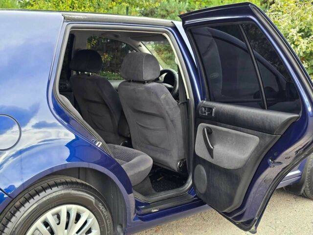 Фольксваген Гольф 1999 в Хмельницком на Automoto.ua Синий Фольксваген Гольф, объемом двигателя 1.6 л и пробегом 179 тыс. км за 3999 $, фото 16 на Automoto.ua