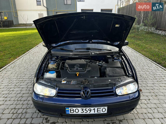 Синий Фольксваген Гольф, объемом двигателя 1.6 л и пробегом 271 тыс. км за 3850 $, фото 25 на Automoto.ua