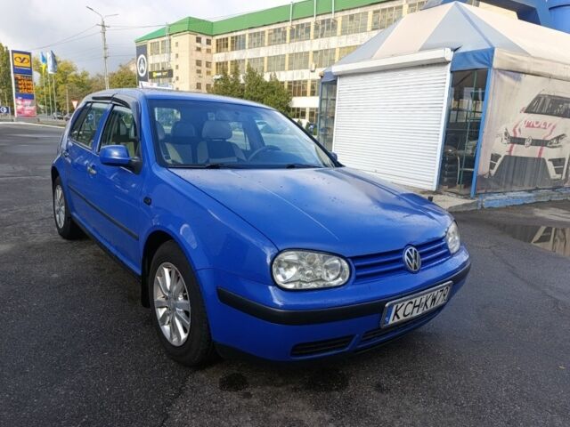 Синий Фольксваген Гольф, объемом двигателя 1.9 л и пробегом 100 тыс. км за 2450 $, фото 1 на Automoto.ua