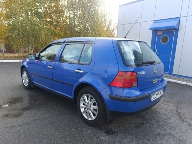 Синий Фольксваген Гольф, объемом двигателя 1.9 л и пробегом 100 тыс. км за 2450 $, фото 3 на Automoto.ua