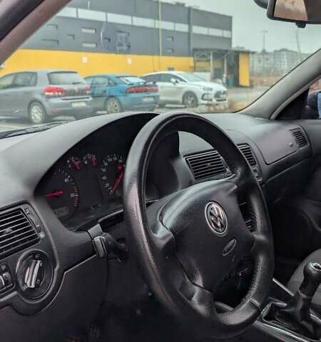 Синий Фольксваген Гольф, объемом двигателя 1.9 л и пробегом 493 тыс. км за 2700 $, фото 16 на Automoto.ua