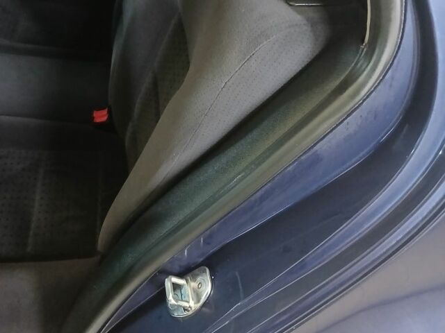 Синий Фольксваген Гольф, объемом двигателя 1.4 л и пробегом 297 тыс. км за 3000 $, фото 11 на Automoto.ua