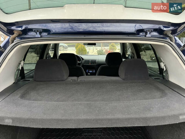 Синий Фольксваген Гольф, объемом двигателя 1.9 л и пробегом 231 тыс. км за 4550 $, фото 35 на Automoto.ua