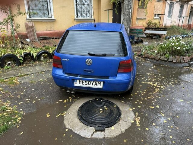 Синий Фольксваген Гольф, объемом двигателя 1.4 л и пробегом 271 тыс. км за 3600 $, фото 2 на Automoto.ua