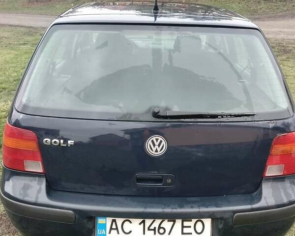 Синій Фольксваген Гольф, об'ємом двигуна 1.39 л та пробігом 233 тис. км за 3100 $, фото 1 на Automoto.ua