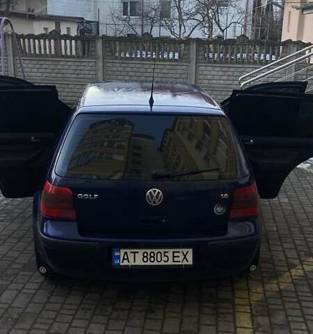 Синий Фольксваген Гольф, объемом двигателя 1.6 л и пробегом 291 тыс. км за 3700 $, фото 1 на Automoto.ua