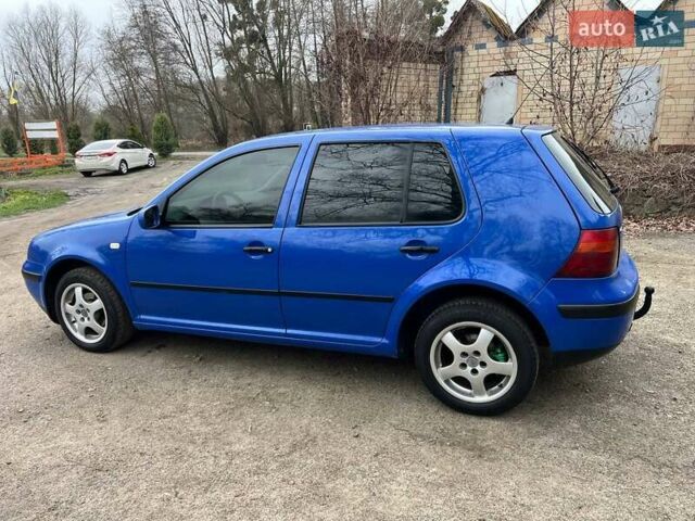 Синій Фольксваген Гольф, об'ємом двигуна 1.39 л та пробігом 299 тис. км за 3350 $, фото 7 на Automoto.ua