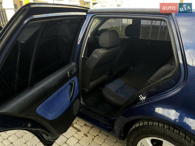 Синий Фольксваген Гольф, объемом двигателя 1.6 л и пробегом 271 тыс. км за 3850 $, фото 17 на Automoto.ua