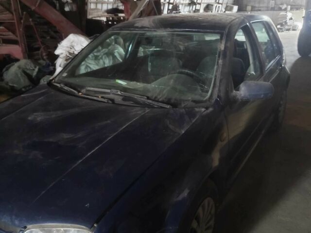 Синий Фольксваген Гольф, объемом двигателя 0 л и пробегом 287 тыс. км за 900 $, фото 1 на Automoto.ua