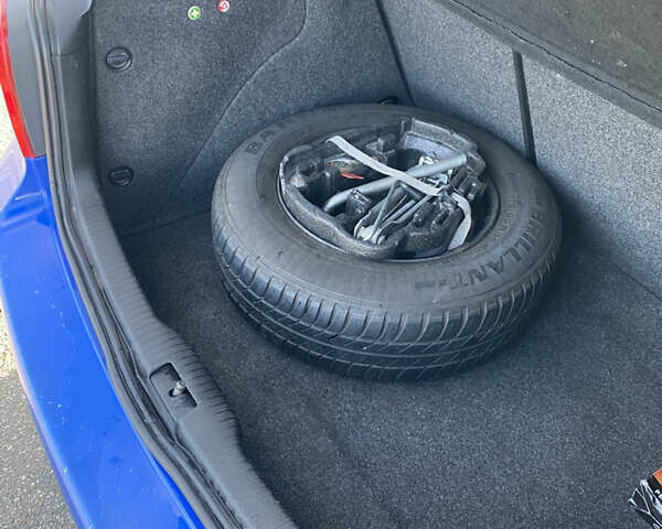 Синій Фольксваген Гольф, об'ємом двигуна 1.6 л та пробігом 380 тис. км за 3200 $, фото 16 на Automoto.ua