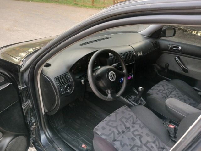 Фольксваген Гольф 1999 в Червонограде на Automoto.ua Синий Фольксваген Гольф, объемом двигателя 1.9 л и пробегом 355 тыс. км за 2999 $, фото 11 на Automoto.ua