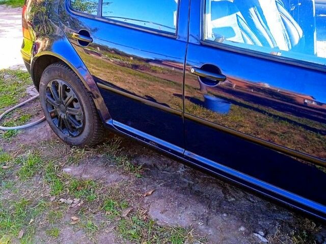 Синій Фольксваген Гольф, об'ємом двигуна 1.4 л та пробігом 244 тис. км за 3200 $, фото 6 на Automoto.ua