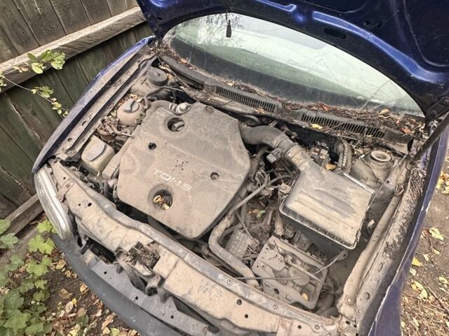 Синий Фольксваген Гольф, объемом двигателя 1.9 л и пробегом 280 тыс. км за 1371 $, фото 12 на Automoto.ua