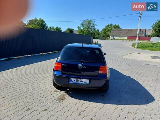 Синий Фольксваген Гольф, объемом двигателя 1.39 л и пробегом 305 тыс. км за 4200 $, фото 1 на Automoto.ua