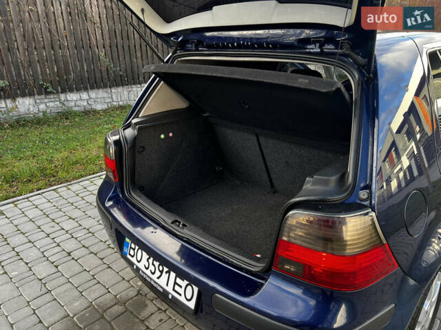 Синий Фольксваген Гольф, объемом двигателя 1.6 л и пробегом 271 тыс. км за 3850 $, фото 20 на Automoto.ua