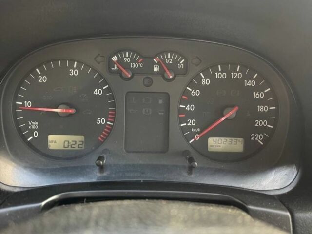 Синій Фольксваген Гольф, об'ємом двигуна 1.9 л та пробігом 300 тис. км за 1500 $, фото 5 на Automoto.ua