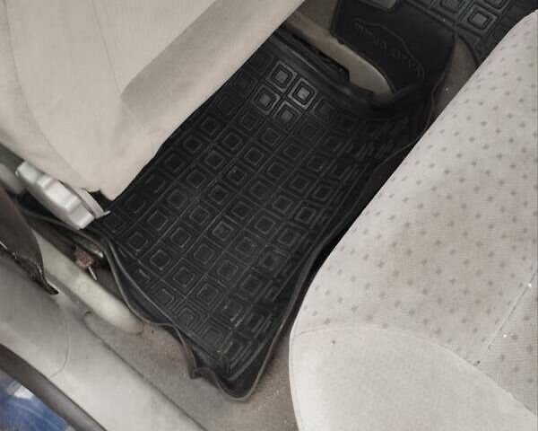 Синий Фольксваген Гольф, объемом двигателя 1.6 л и пробегом 269 тыс. км за 4200 $, фото 15 на Automoto.ua