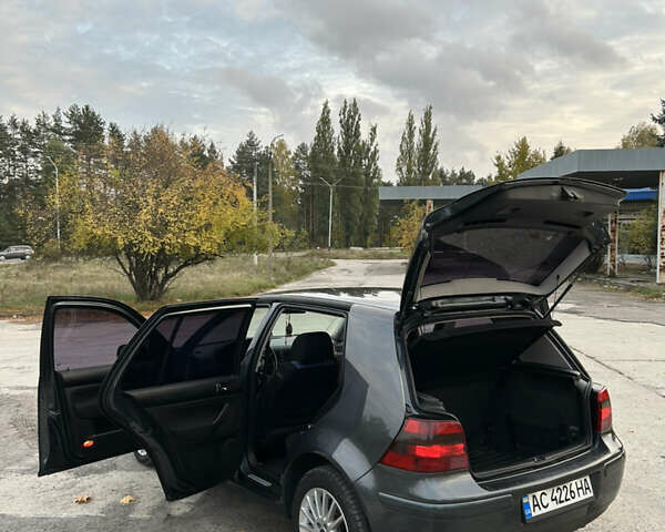 Фольксваген Гольф 2000 в Вараш (Кузнецовск) на Automoto.ua Синий Фольксваген Гольф, объемом двигателя 1.9 л и пробегом 326 тыс. км за 4800 $, фото 28 на Automoto.ua